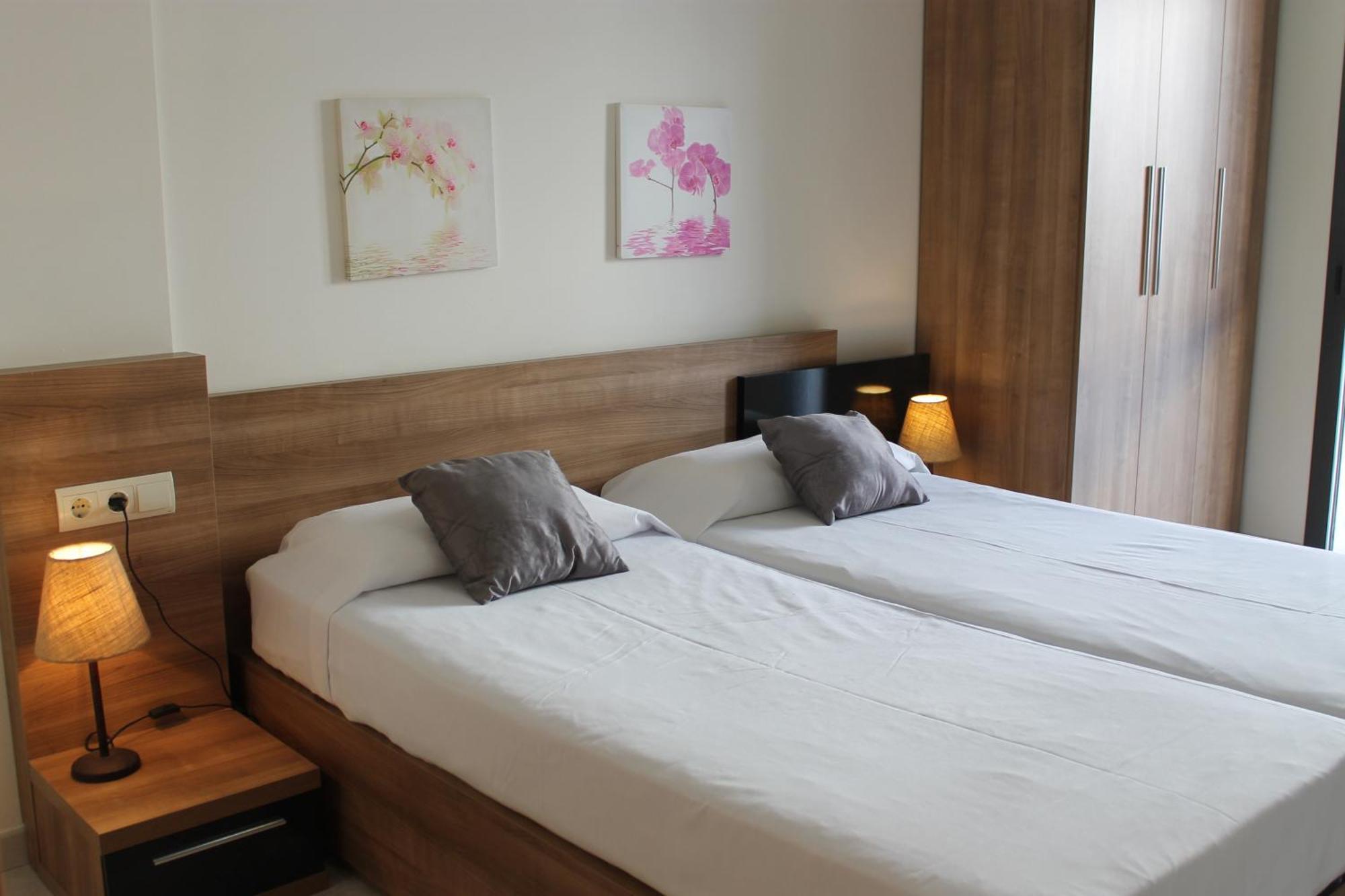 Ferienwohnung Agi Riera Ginjolers Roses Exterior foto