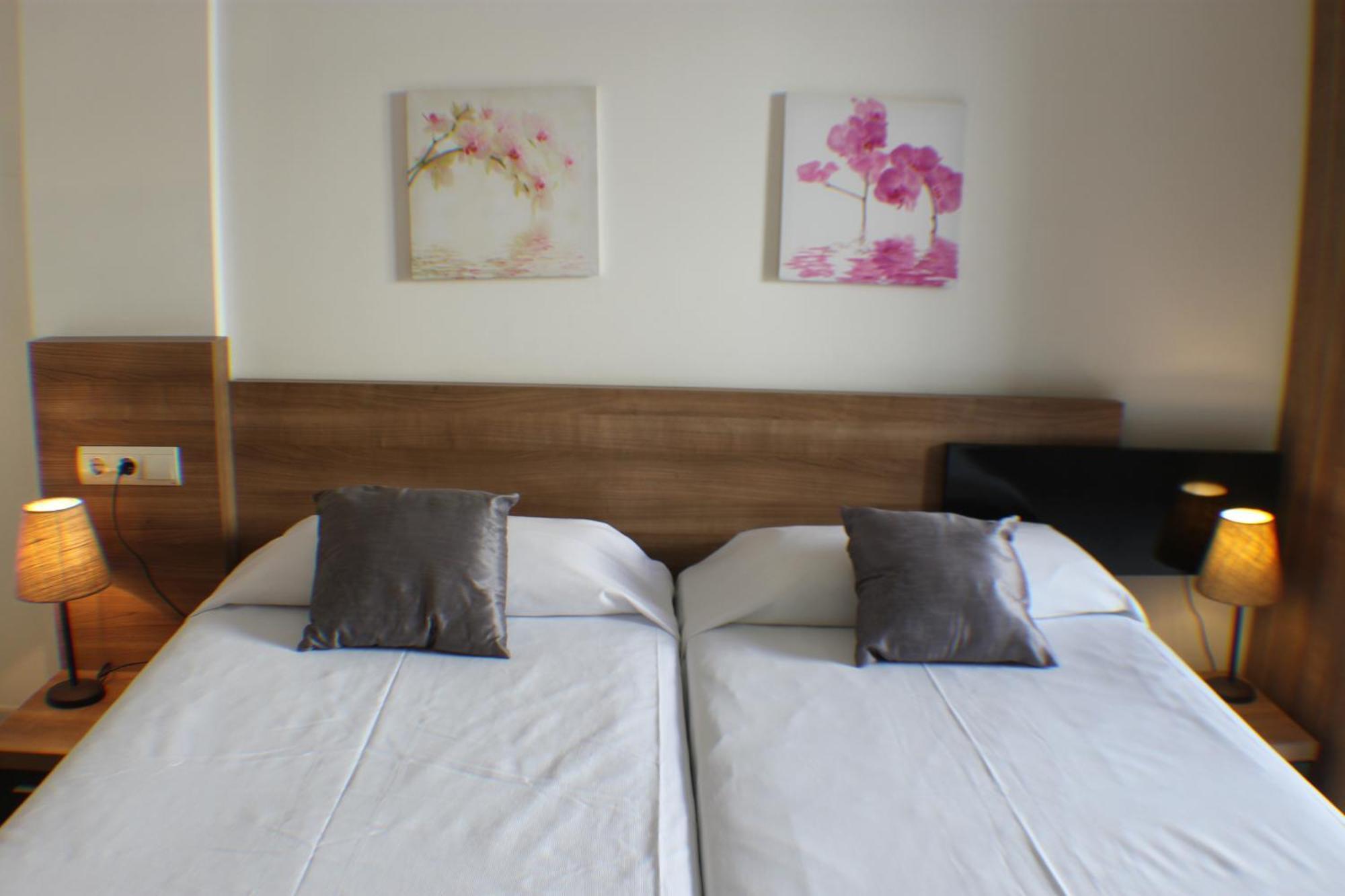 Ferienwohnung Agi Riera Ginjolers Roses Exterior foto
